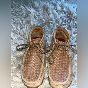 Youth Twisted X shoes